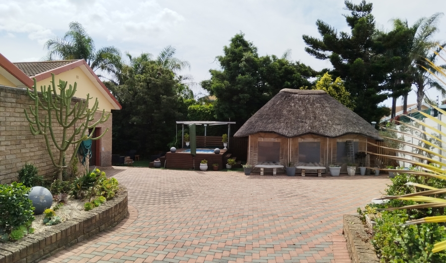 4 Bedroom Property for Sale in Azalea Park Eastern Cape